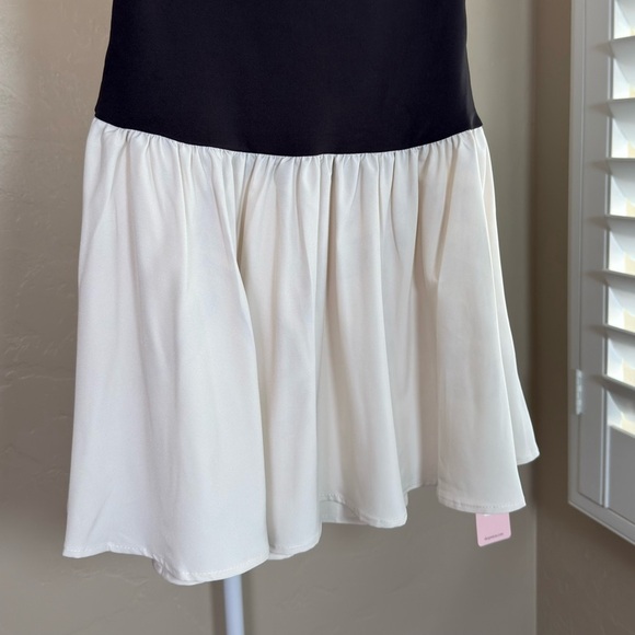 Sold - Picture 5 of 9